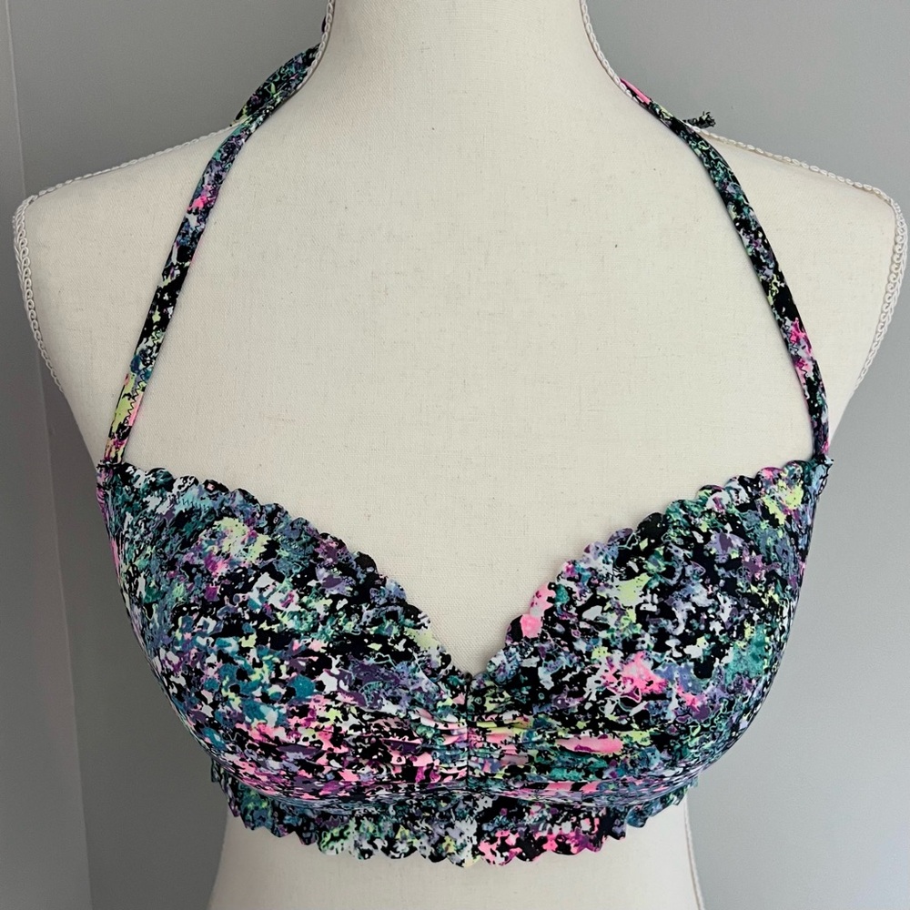Victoria’s Secret Getaway Halter Bikini Top- 32DD- black graffiti paint splatter